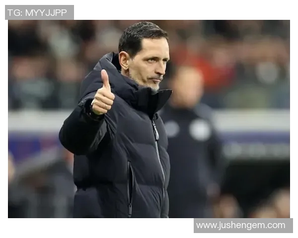 法兰克福宣布与主帅托普穆勒续约至2028年球队当前德甲排名第三