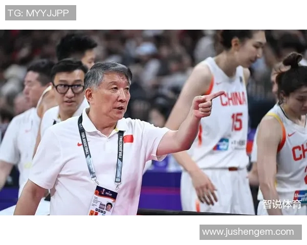 中国女篮训练揭秘宫鲁鸣指导张子宇与韩旭双塔组合展现强大实力